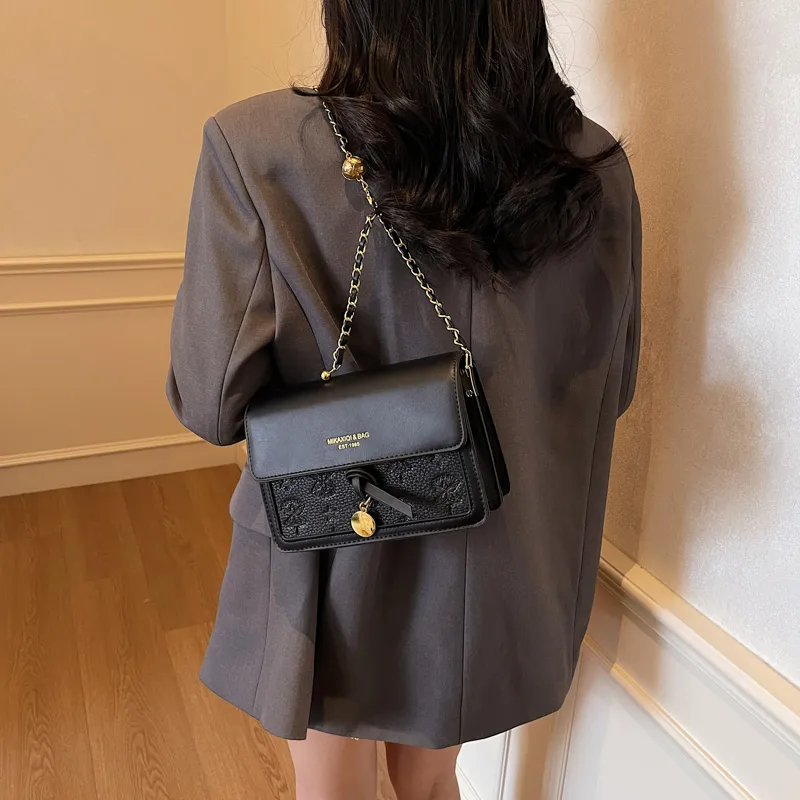 Dusen Kangaroo PU Crossbody Bag Women's Black/Ecru/Pink-8