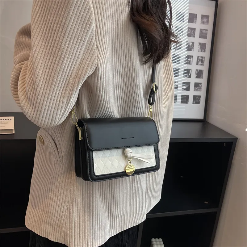 Dusen Kangaroo PU Crossbody Bag Regular Women's Multicolor-4