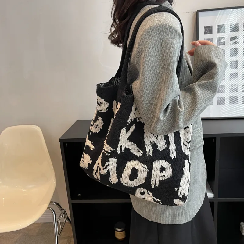 Dusen Kangaroo Knitted Fabric Shoulder Bag Regular Women's Black/Violet/Beige/Pink/Green & White/Green & Pink-5