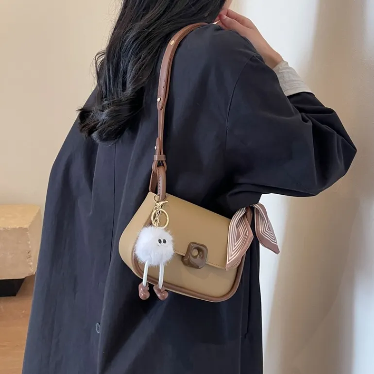 Dusen Kangaroo PU Shoulder Bag Medium Size Women's White/Black/Khaki-19