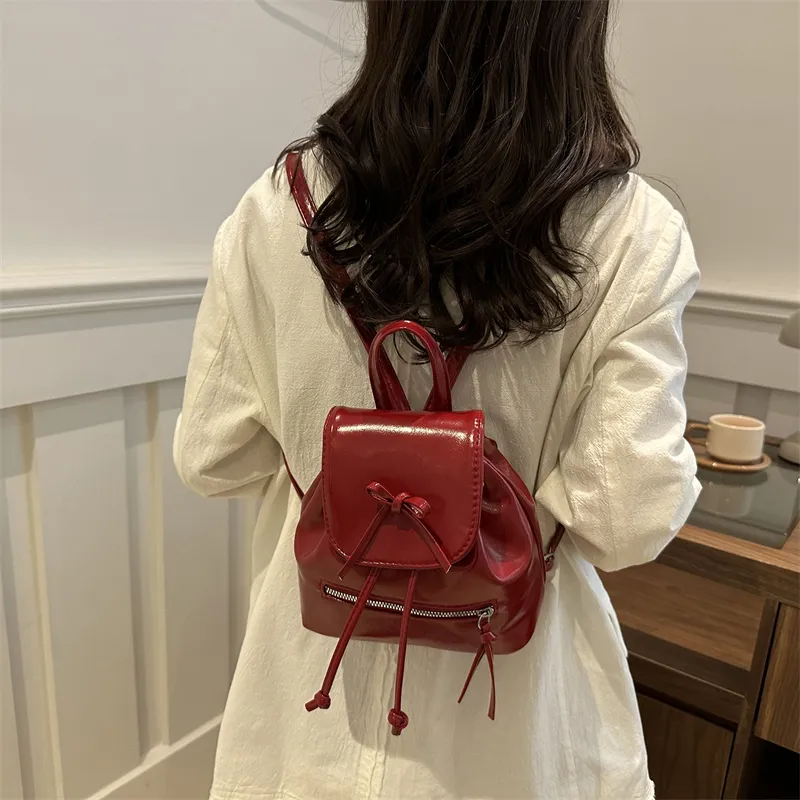 Dusen Kangaroo PU Backpack On The Shoulder Regular Women's Silver/White/Black/Red-21
