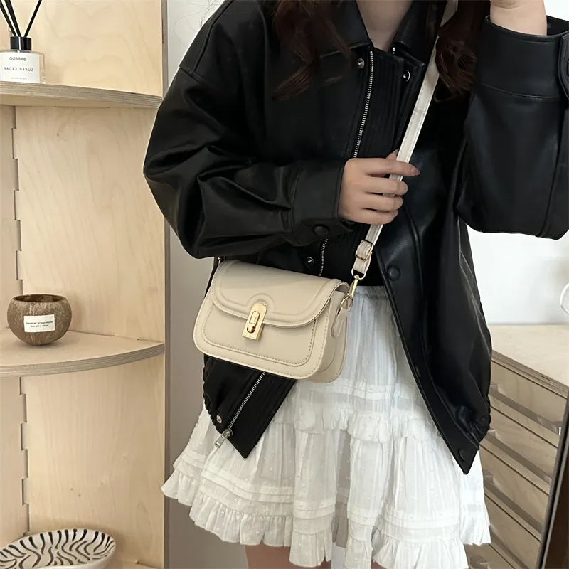 Dusen Kangaroo PU Small Square Bag, Crossbody Bag Regular Women's White/Black/Brown-6