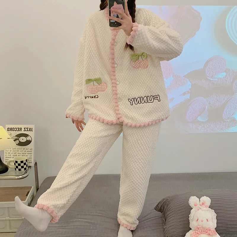 Xiang Ning Pai Women's Pajama Sets-4