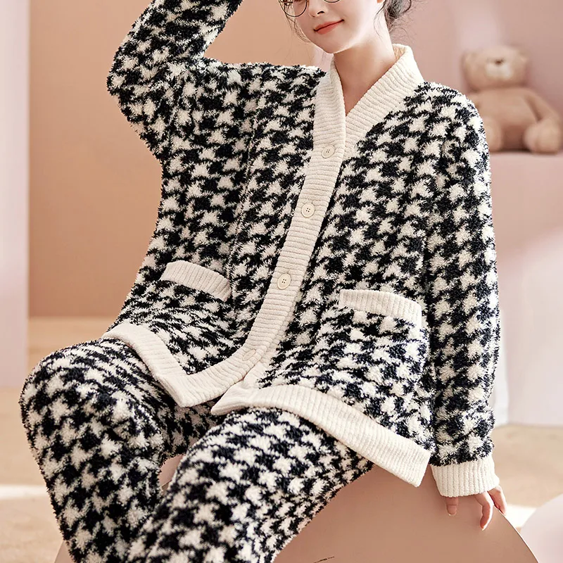 Xiang Ning Pai Women's Pajama Sets-1