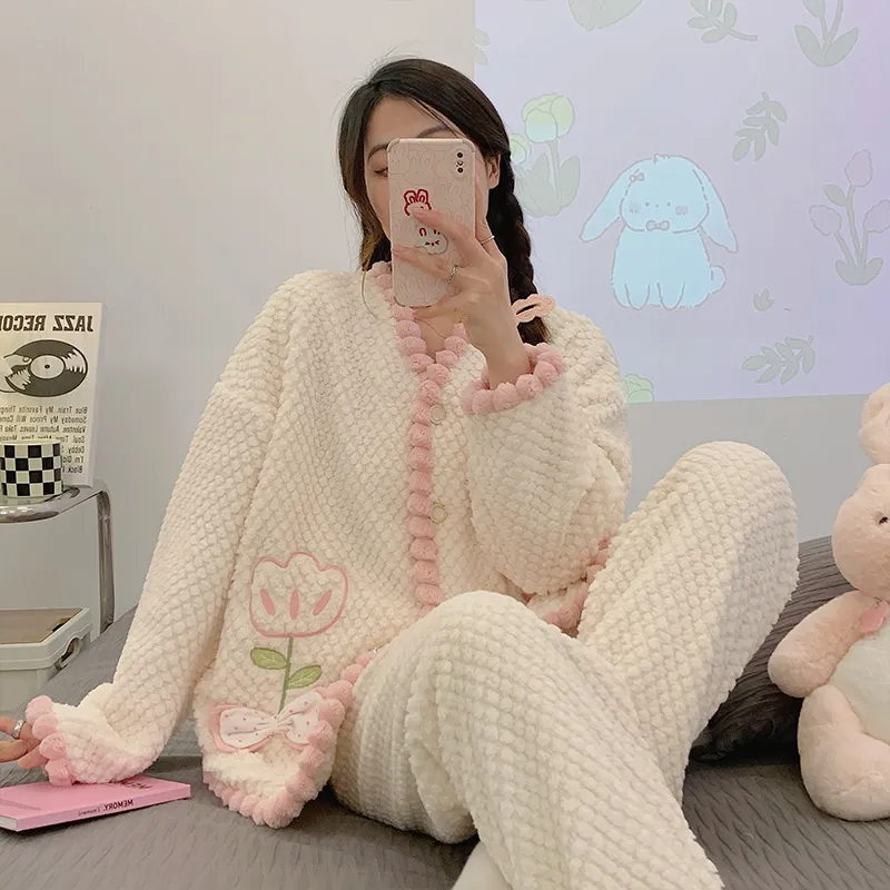 Xiang Ning Pai Women's Pajama Sets-9