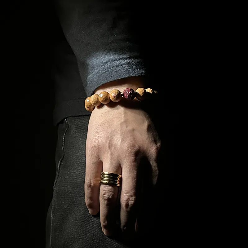 MOUNTAINS AND MANS Monkey Head Walnut Bracelets Men's-2