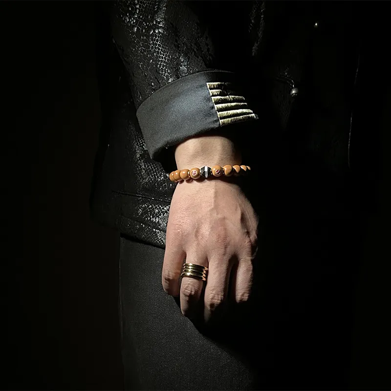 MOUNTAINS AND MANS Monkey Head Walnut Bracelets Unisex-2