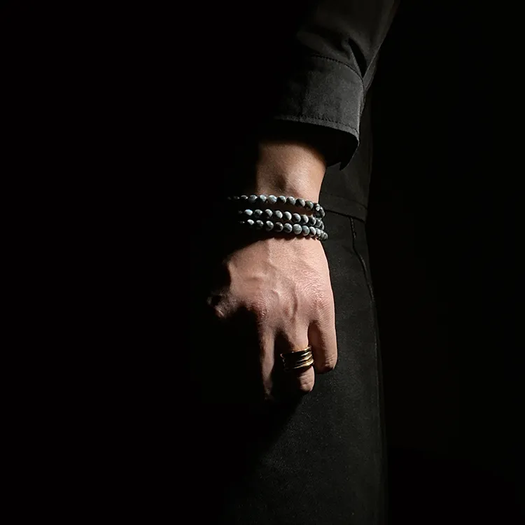 MOUNTAINS AND MANS Hawk's Eye Stone Auspicious Fortune Beaded Bracelet Unisex-3