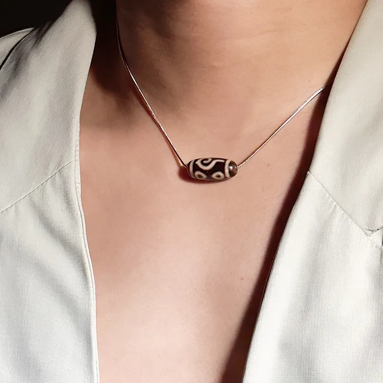 MOUNTAINS AND MANS Agate Jade Necklaces Unisex-3