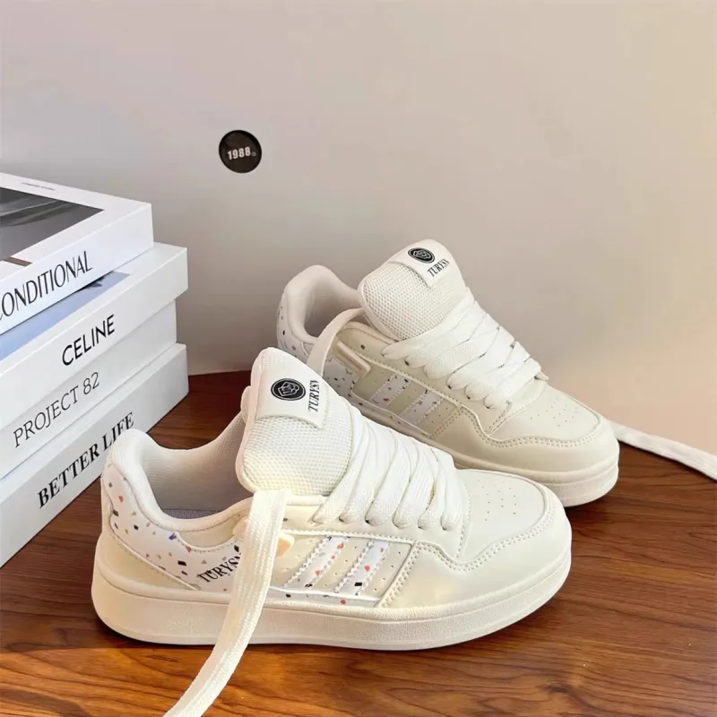 OBWA Low-Top Skateboard Shoes Women's Cream White-1