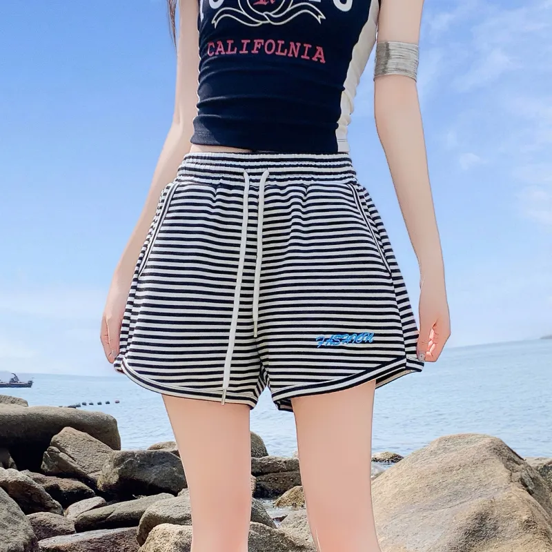 Wen Shan Casual Shorts Women's Stripes-1