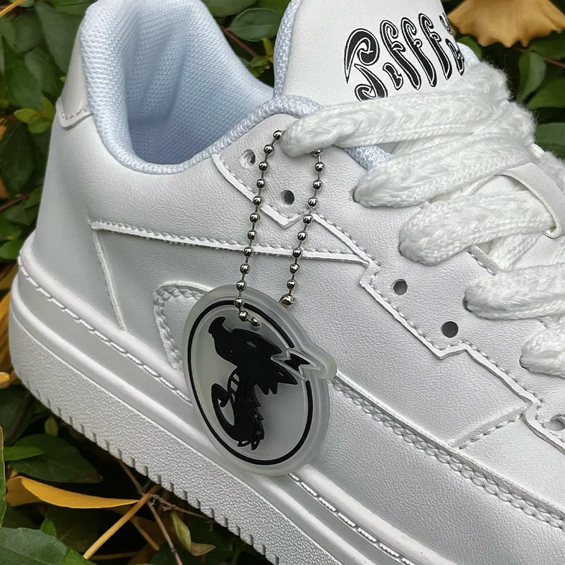 Crayon Shinchan X Jifffly Skateboard Shoes Unisex Low Top White-4