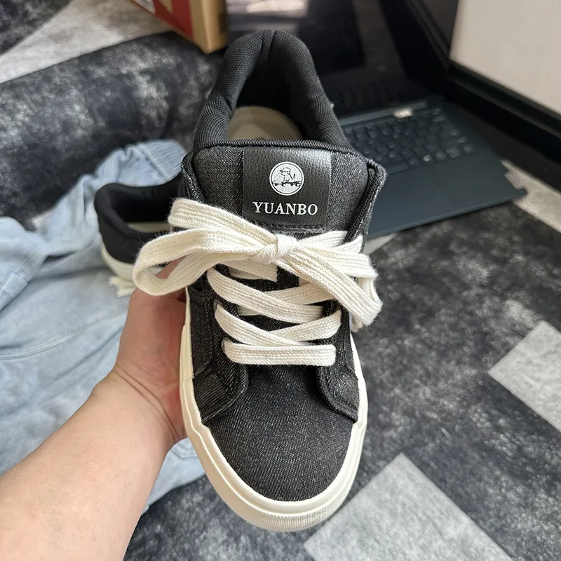 FCMM Low Top Canvas Shoes Men's-9