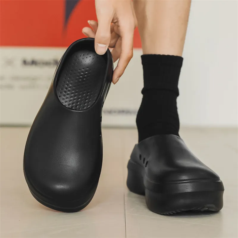 FCMM Rubber Sole Closed Toe Slippers Men's-2