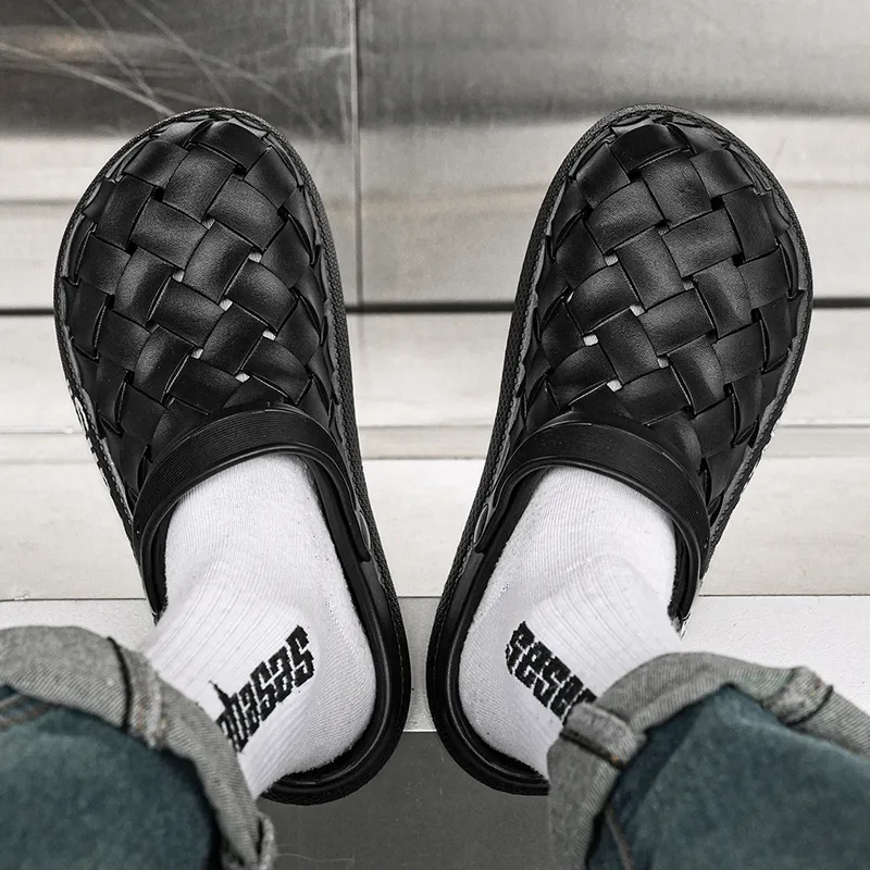 FCMM Closed Toe Slippers Unisex-5