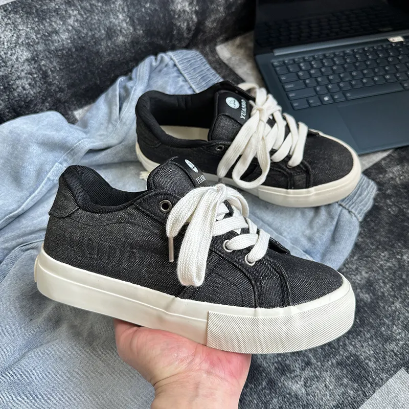 FCMM Low Top Canvas Shoes Men's-7