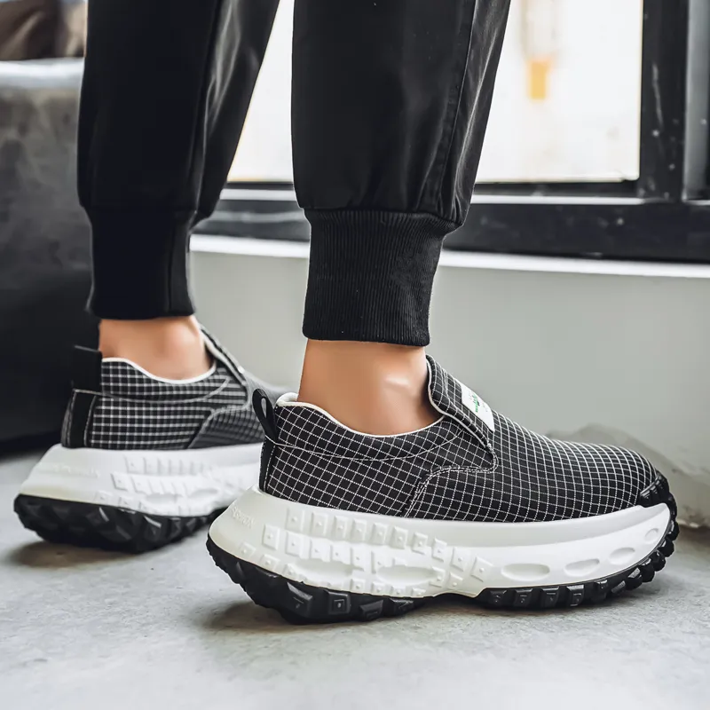 FCMM Low Top Chunky Sneakers Men's Box-3