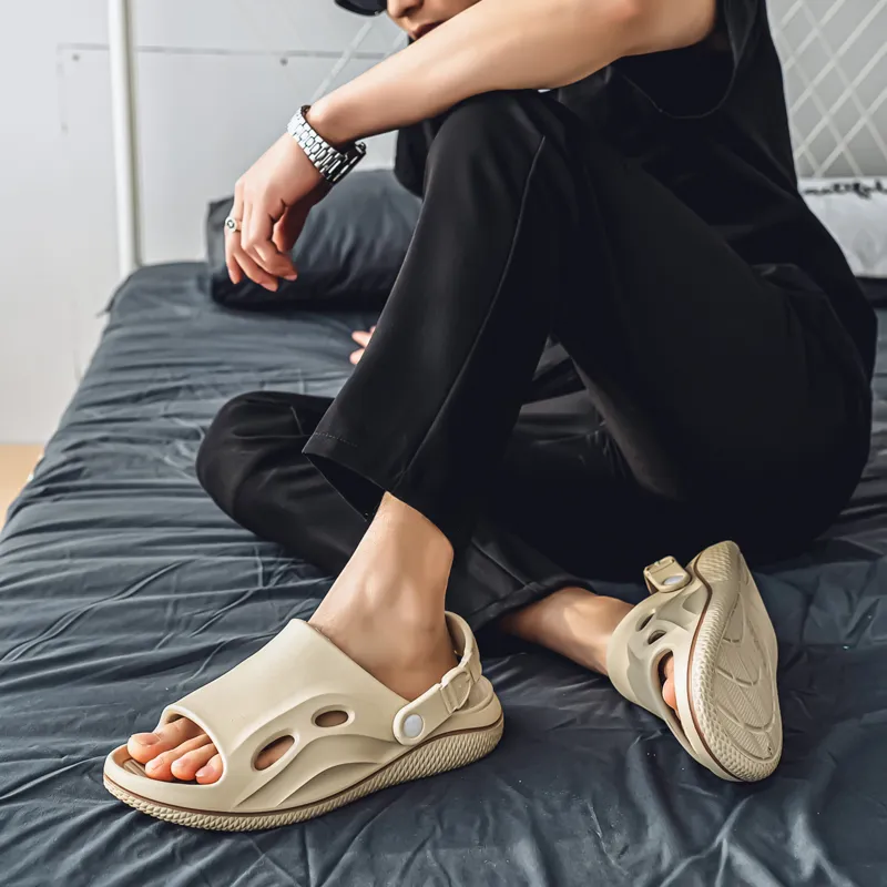 FCMM Beach Sandals Men Black-12