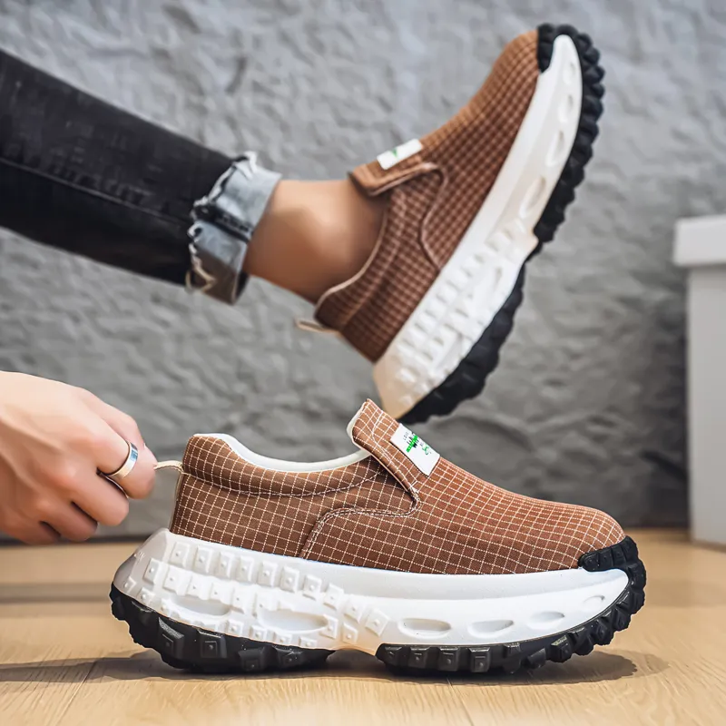FCMM Low Top Chunky Sneakers Men's Box-9
