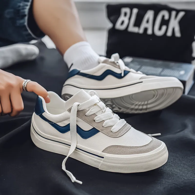 FCMM Canvas Shoes Men Low Top-2