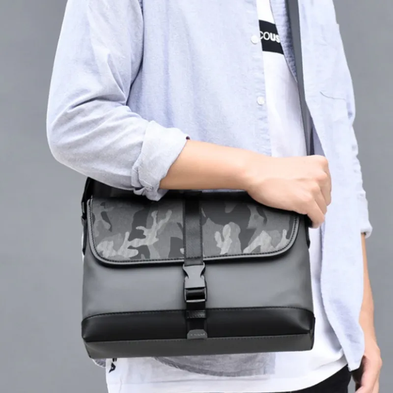 Slazenger Water Resistant Membrana Dermalis Shoulder Bag Crossbody Bag Unisex Black-2