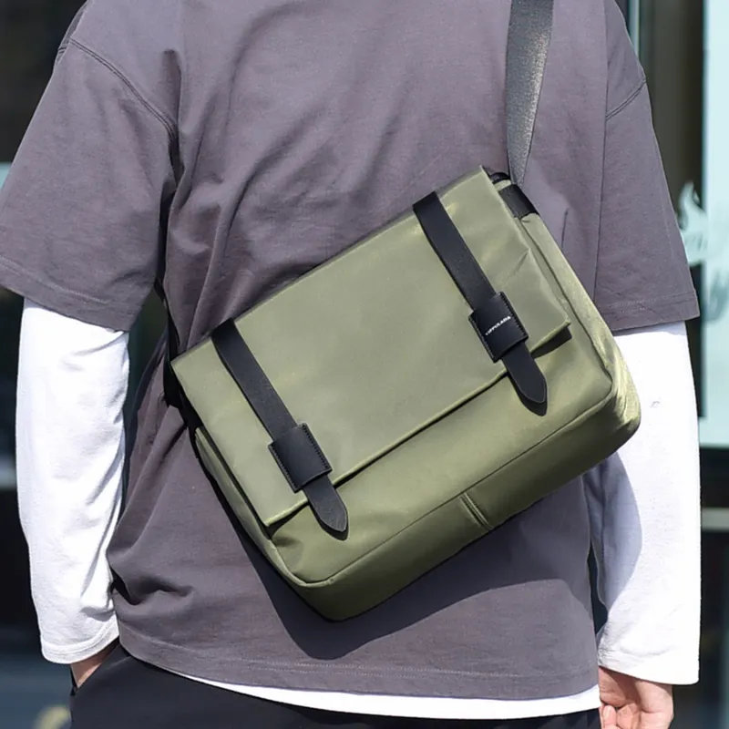 Slazenger Oxford Sports & Outdoors Messenger Bag Shoulder Bag Crossbody Bag Regular Men's Black/Green/Coffee-9