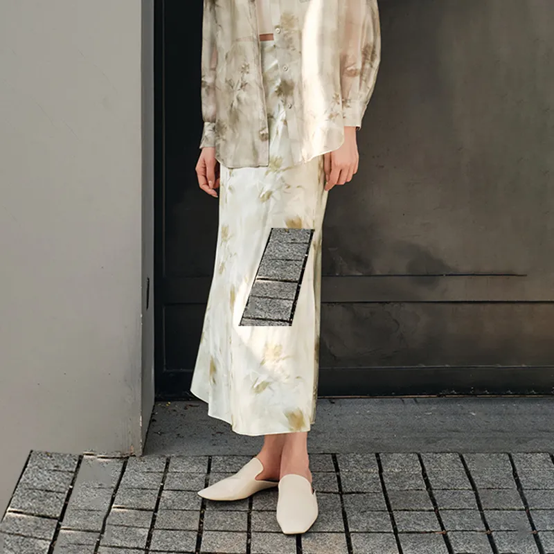 THE SEA LIFE SS24 Casual Long Skirt Women's Shimmer Green-2
