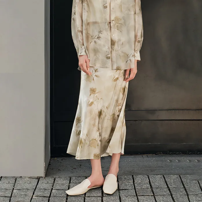 THE SEA LIFE SS24 Casual Long Skirt Women's Shimmer Green-4