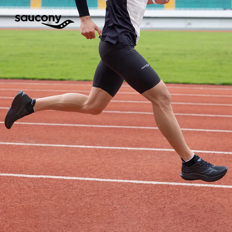 Saucony Kinvara 15 Triple Black-7