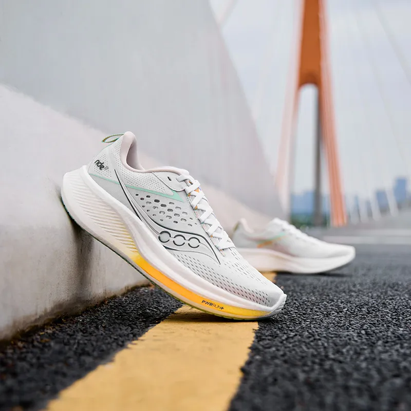 Saucony Low Top Running Shoes Women's White-6