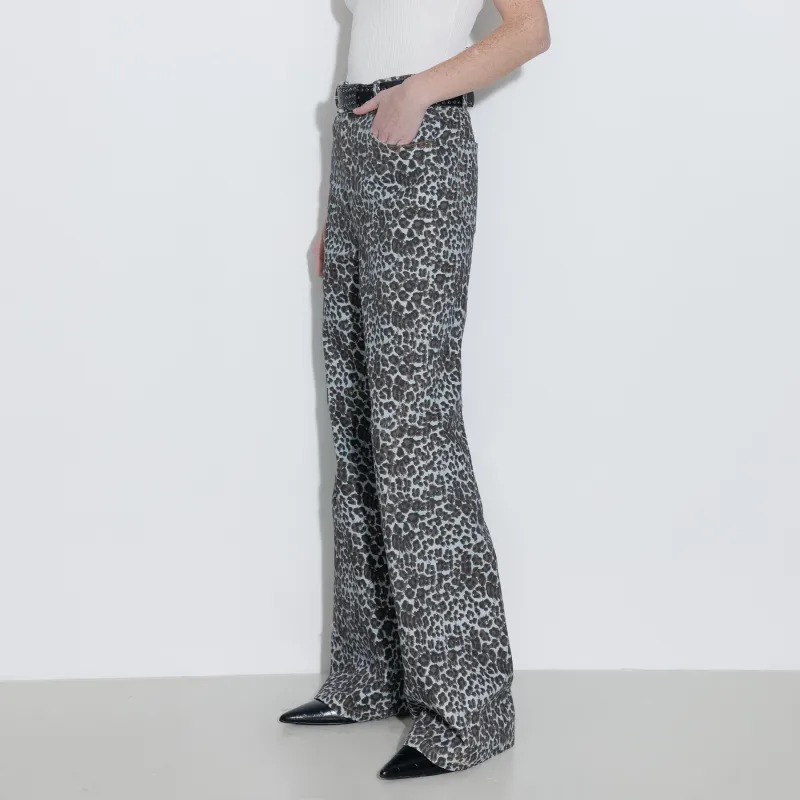 CUBIC Jeans Women's Leopard Print-3