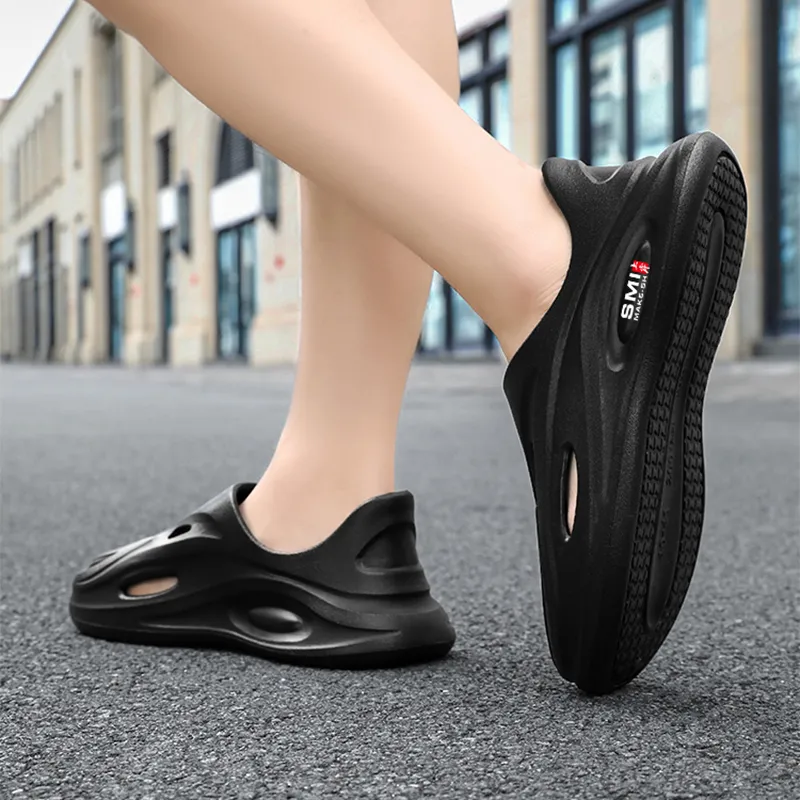 CariteSport Clogs Unisex-8