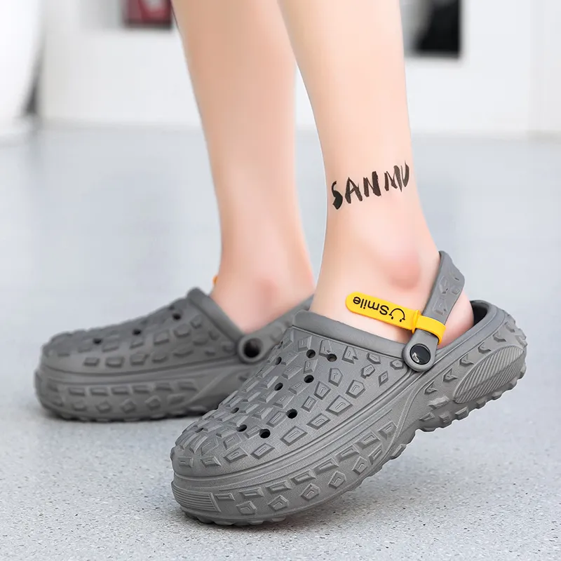 CariteSport Clogs Men-4