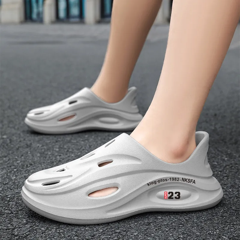 CariteSport Clogs Unisex-9