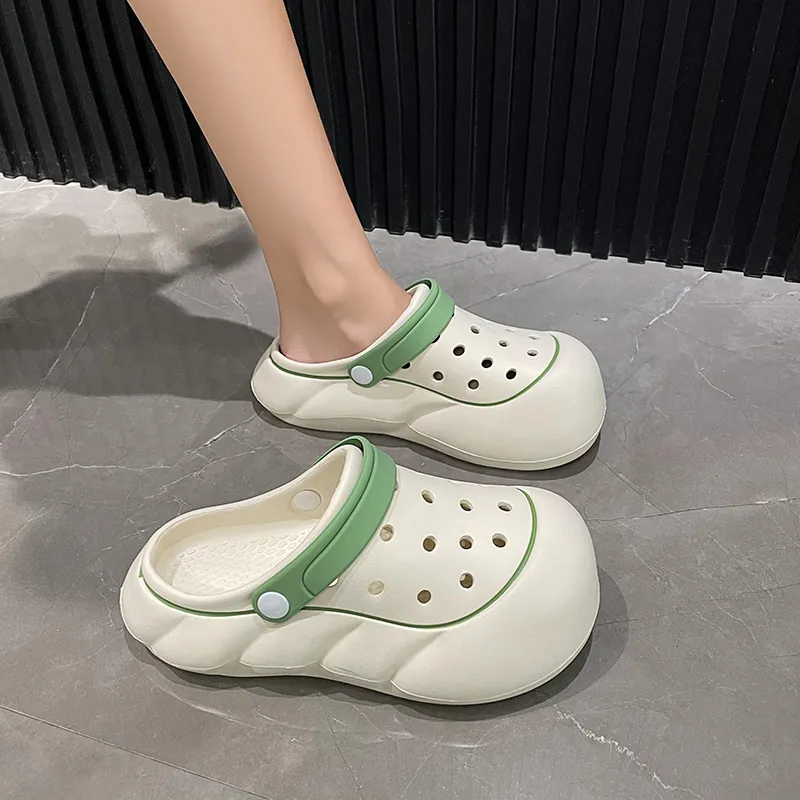 CariteSport Clogs Women's-8