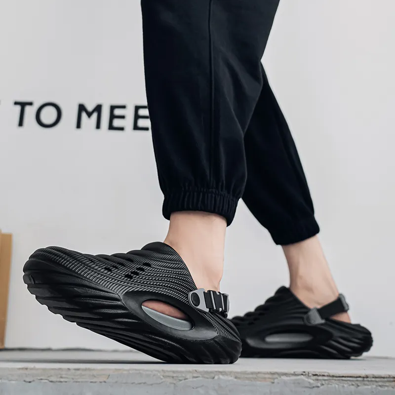CariteSport Clogs Men-13