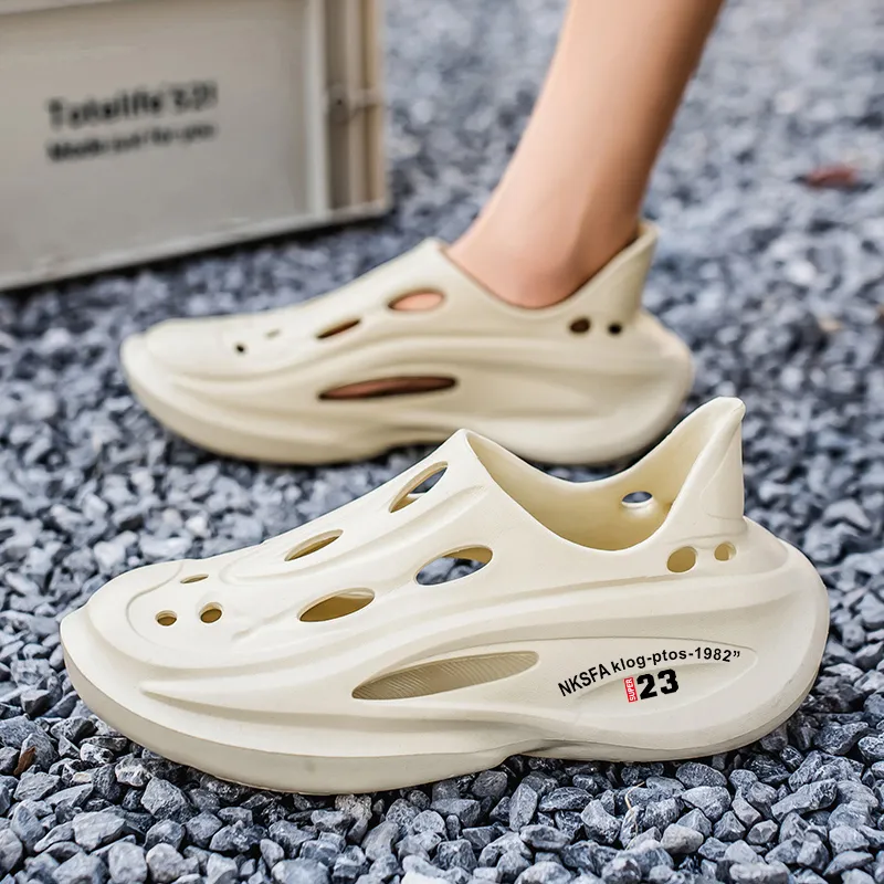 CariteSport Clogs Men-2