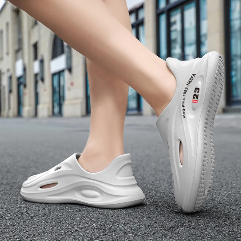 CariteSport Clogs Unisex-8