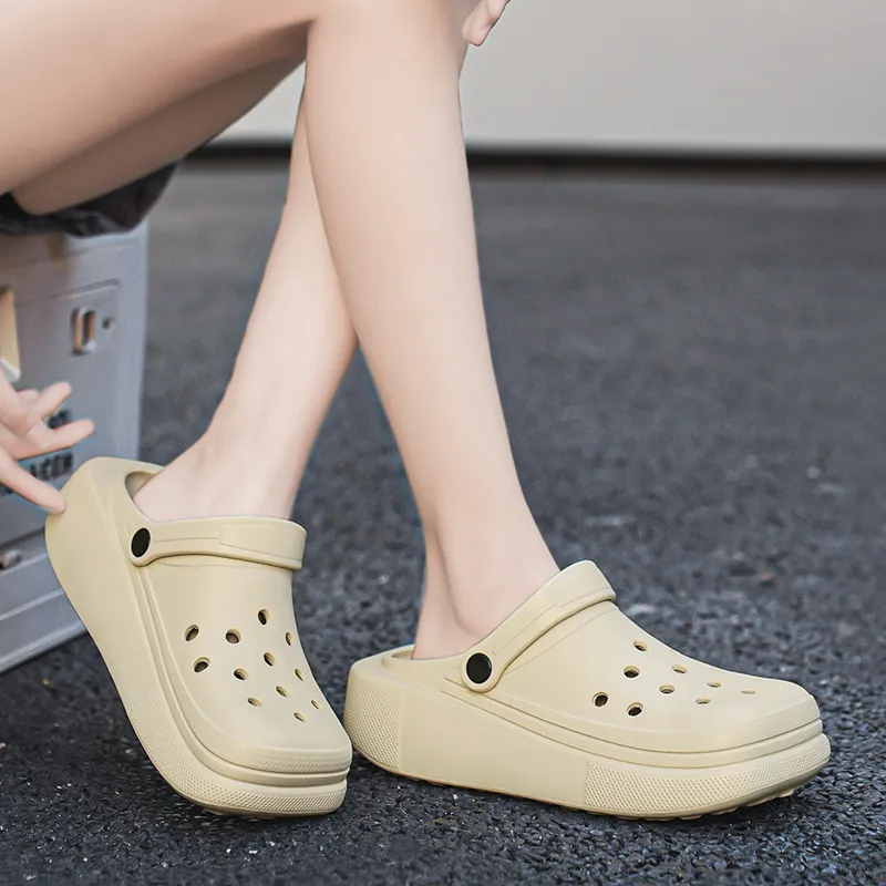 CariteSport Clogs Unisex-16
