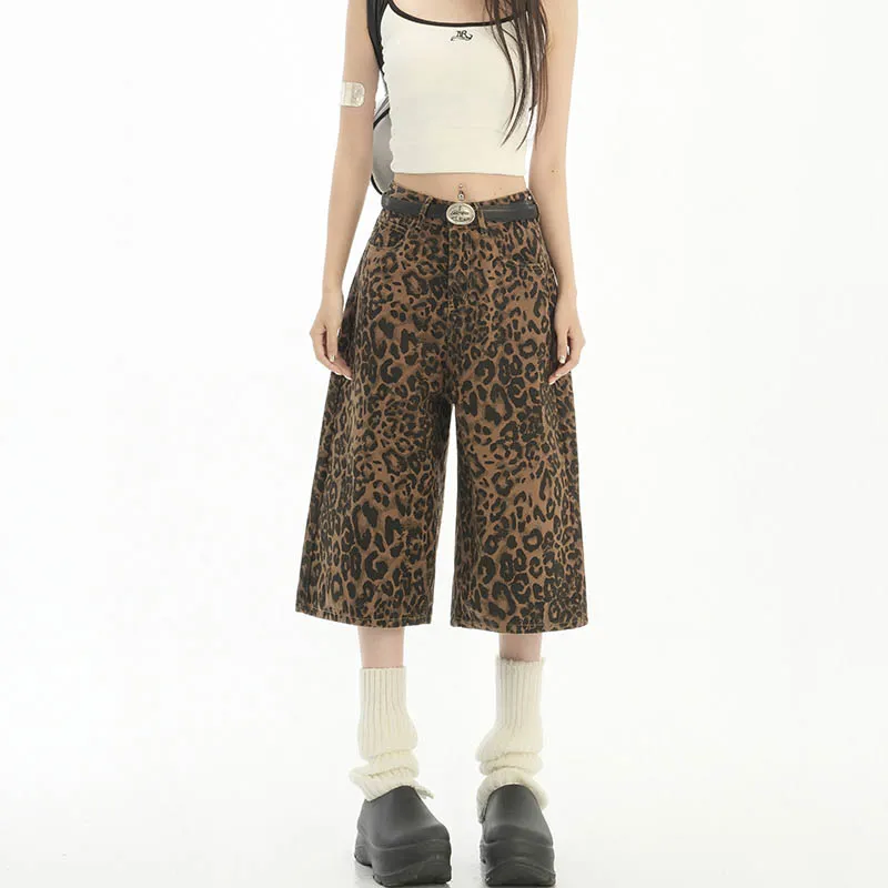 FOREVER 21 Denim Shorts Women's Leopard Print-2