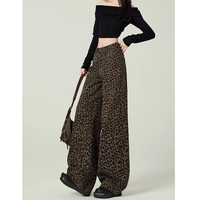FOREVER 21 Jeans Unisex Leopard Print-4
