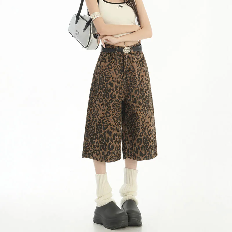 FOREVER 21 Denim Shorts Women's Leopard Print-3