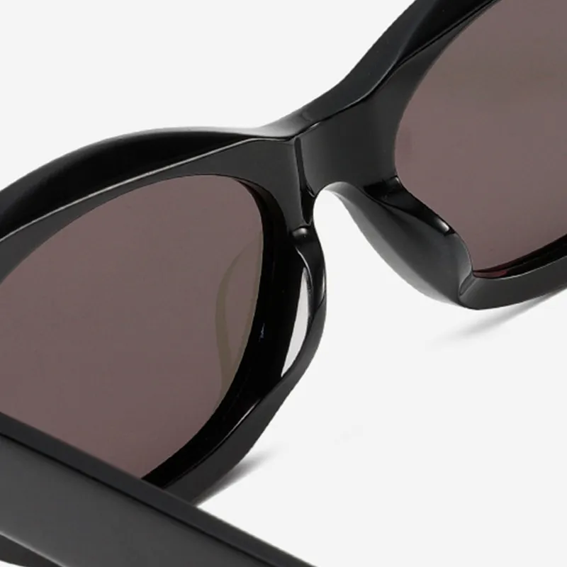 NOME Plate Frame Cat Eye Sunglasses Unisex-2