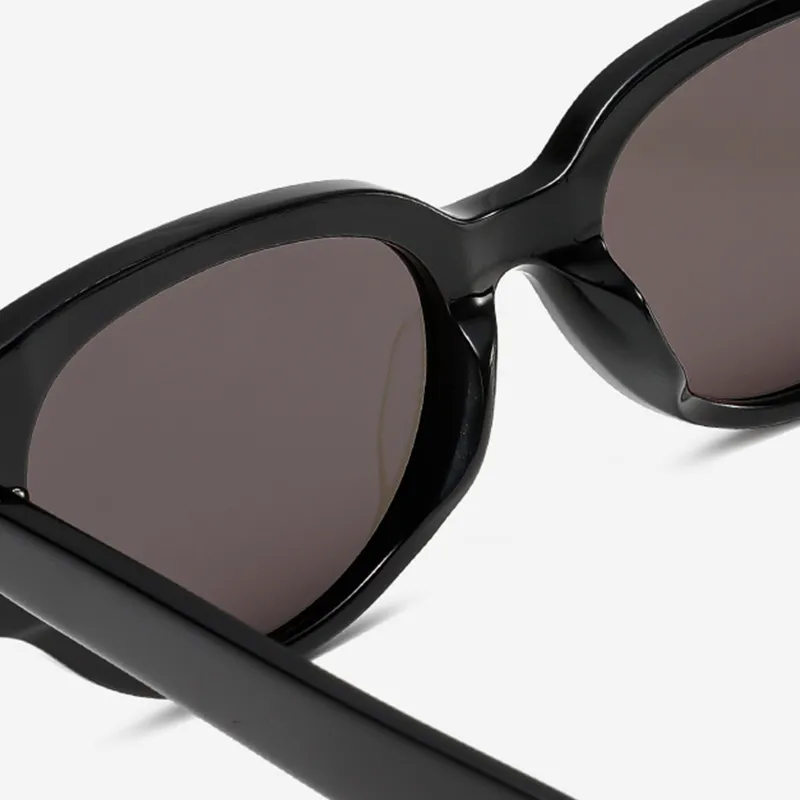 NOME Plate And Metal Cat Eye Sunglasses Unisex-2