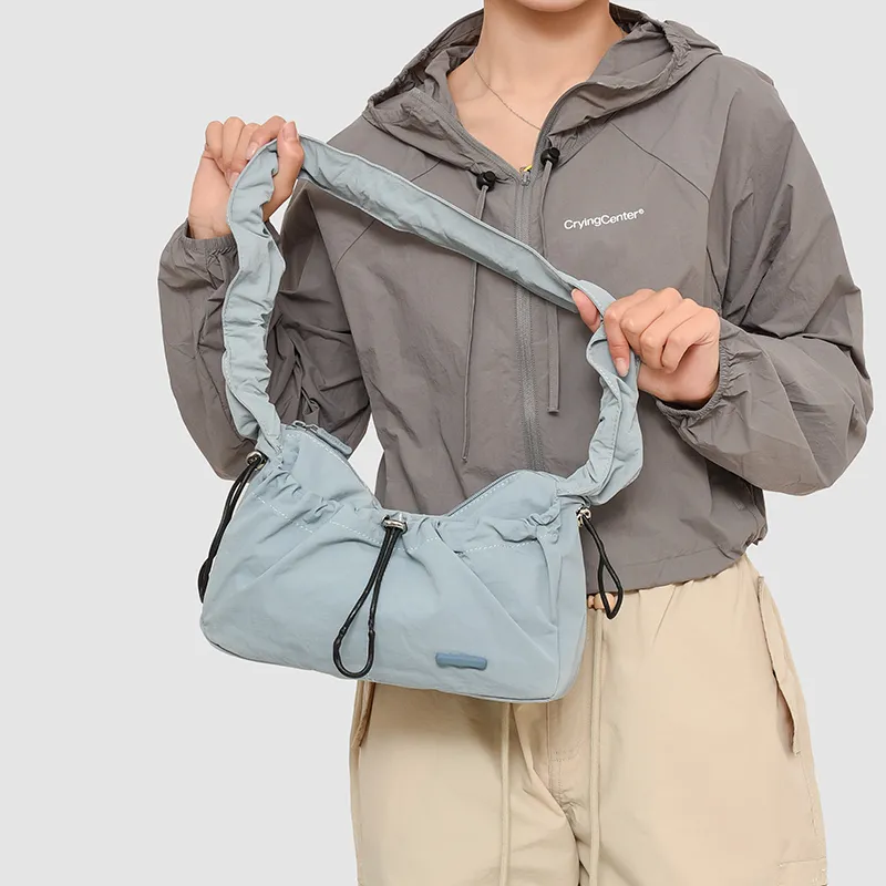 FINDINGS Oxford Shoulder Bag Unisex Multicolor-11