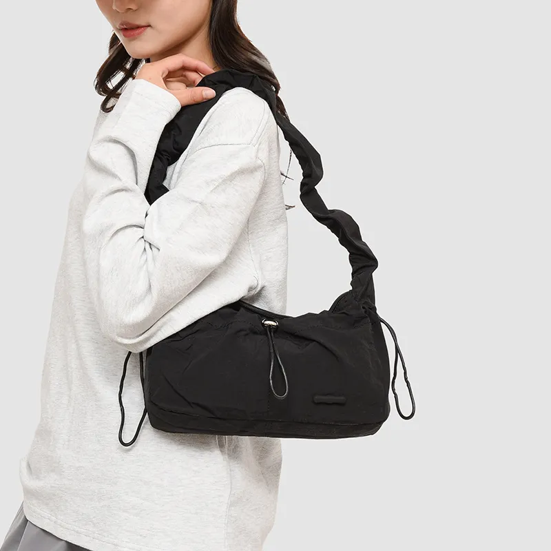 FINDINGS Oxford Shoulder Bag Unisex Multicolor-14