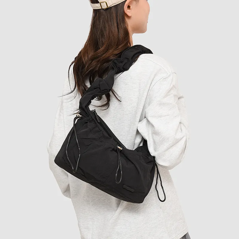 FINDINGS Oxford Shoulder Bag Unisex Multicolor-15
