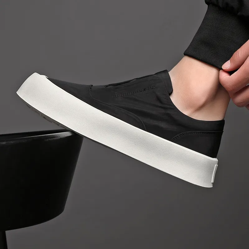 XIAOTOULANG Slip Resistant Breathable Low Top Canvas Shoes Men's-8