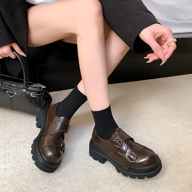 MIS. DANNY Loafers Women's Black/White/Brown-10