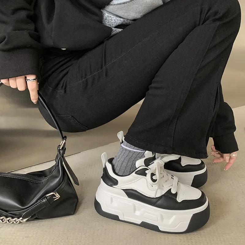 MIS. DANNY Low-Top Skateboard Shoes Women's-1